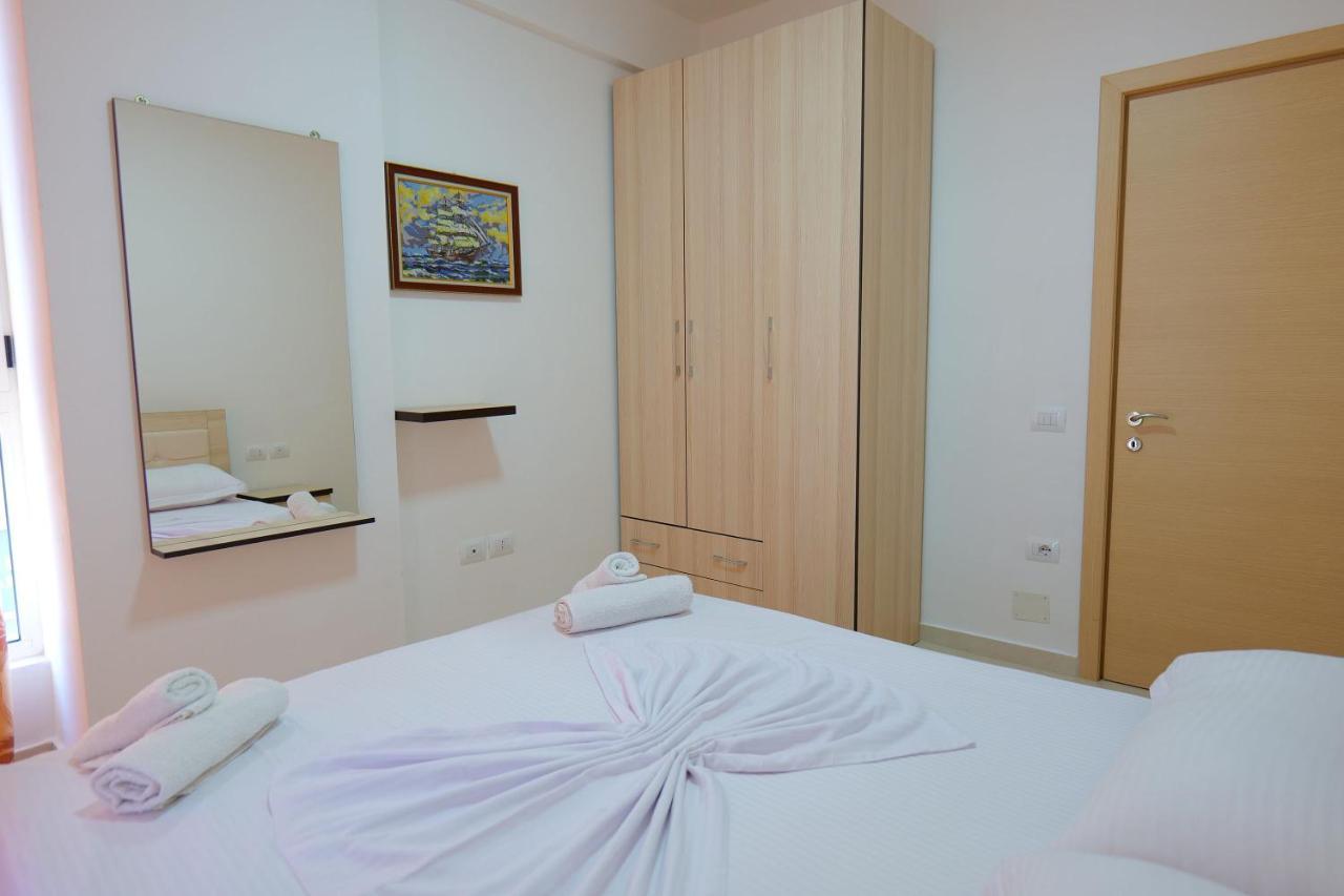 Almare Apartments Wlora Zewnętrze zdjęcie