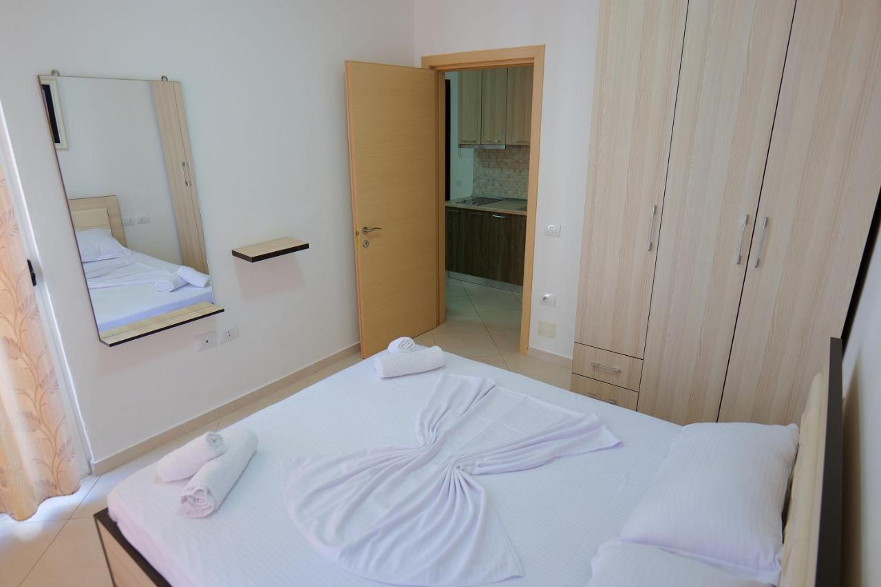Almare Apartments Wlora Zewnętrze zdjęcie