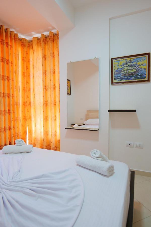 Almare Apartments Wlora Zewnętrze zdjęcie