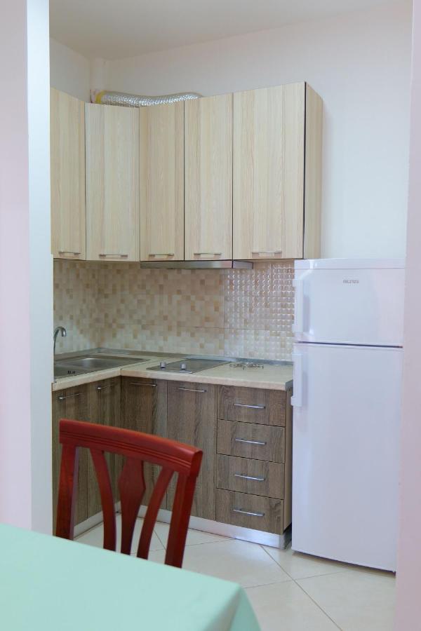 Almare Apartments Wlora Zewnętrze zdjęcie